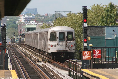 g_train.jpg