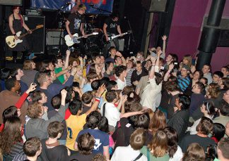 02_knitting_brooklynvegan