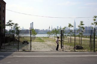 williamsburg east river state park new york brooklyn