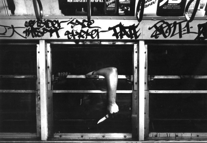 1knife-subway-crime-new-york