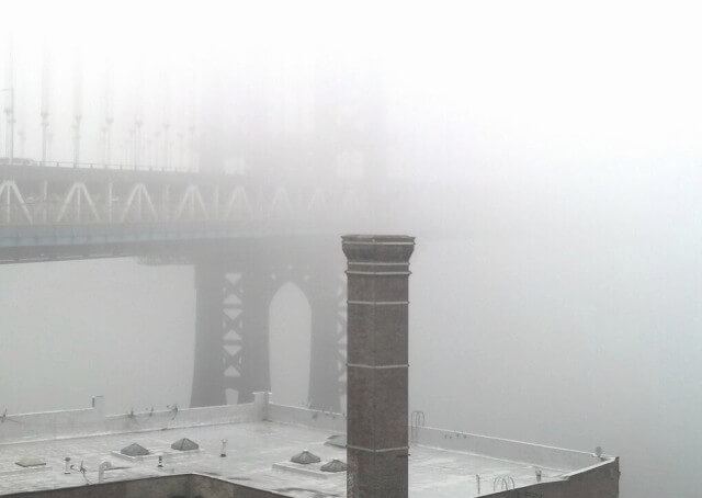 manhattan bridge fog brooklyn nyc