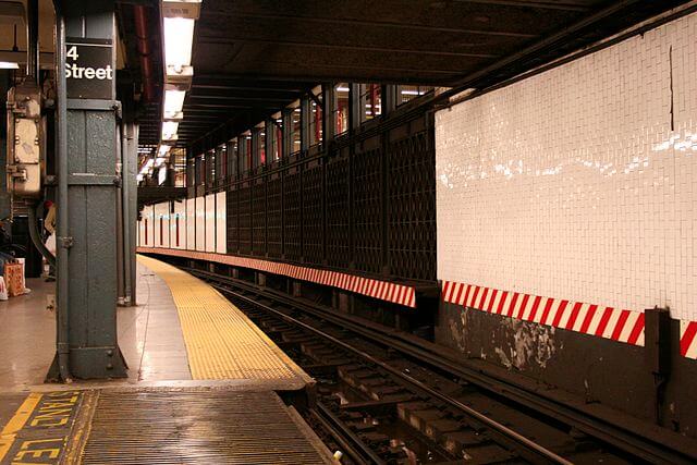 640px-NYCS_IRT_LexAve_14St