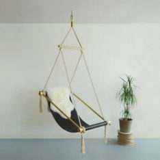 93 ovis hanging chair