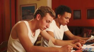being-17-2016-andre-techine-