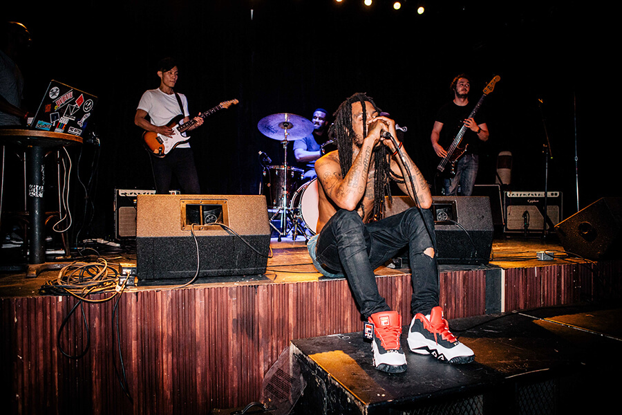 nside15_music_06122015_blackbearbar_dutchcapital_sampolcer6