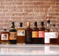 japanese whiskey group shot